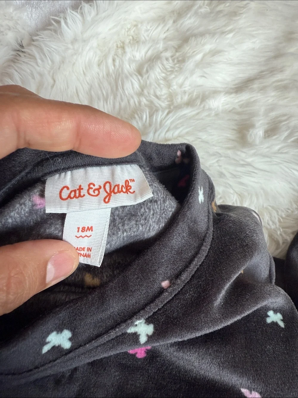 18M Baby  girl Bundle Disney, Carter’s, Cat & Jack, Carhartt 6 Pieces